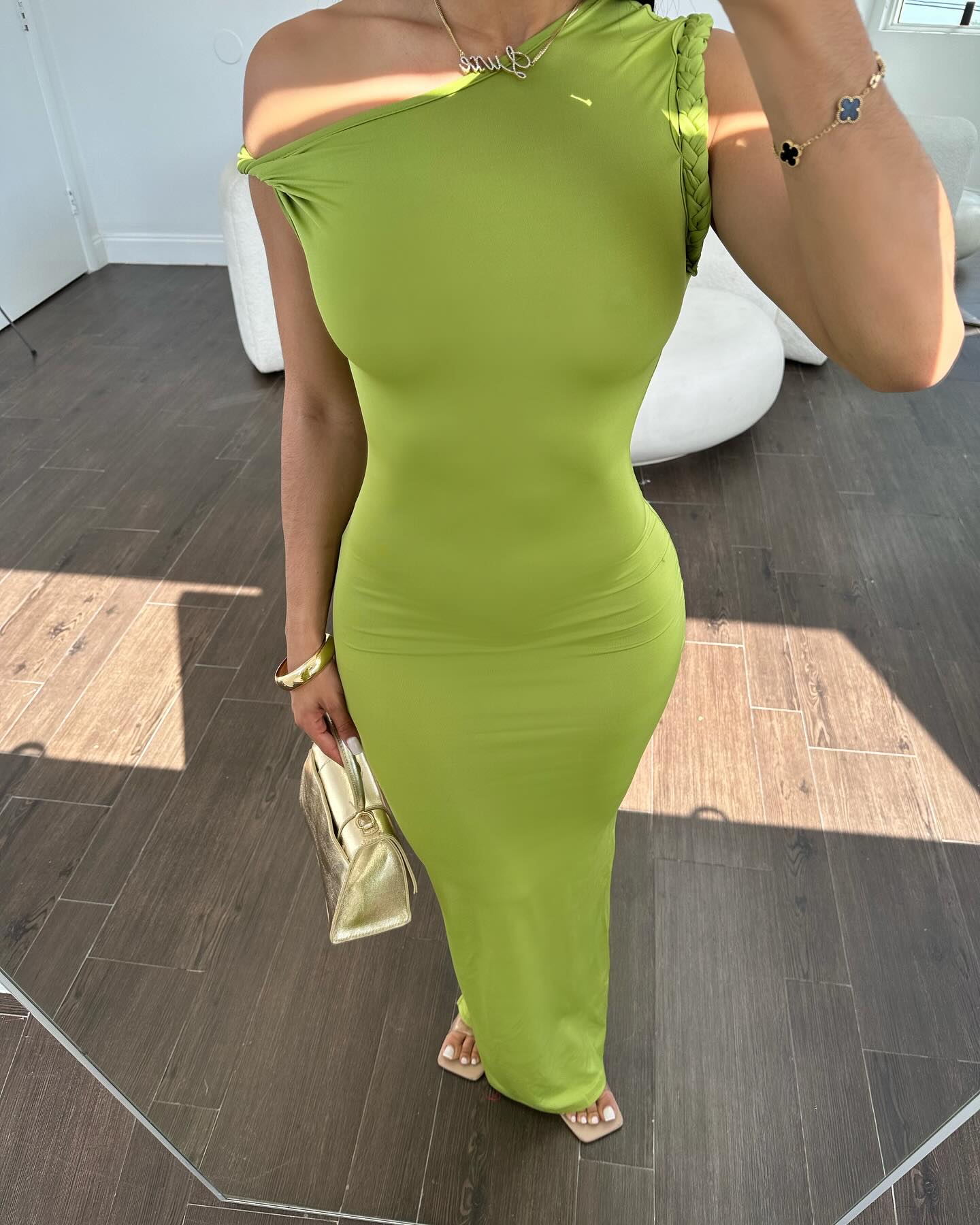 MAXI 239