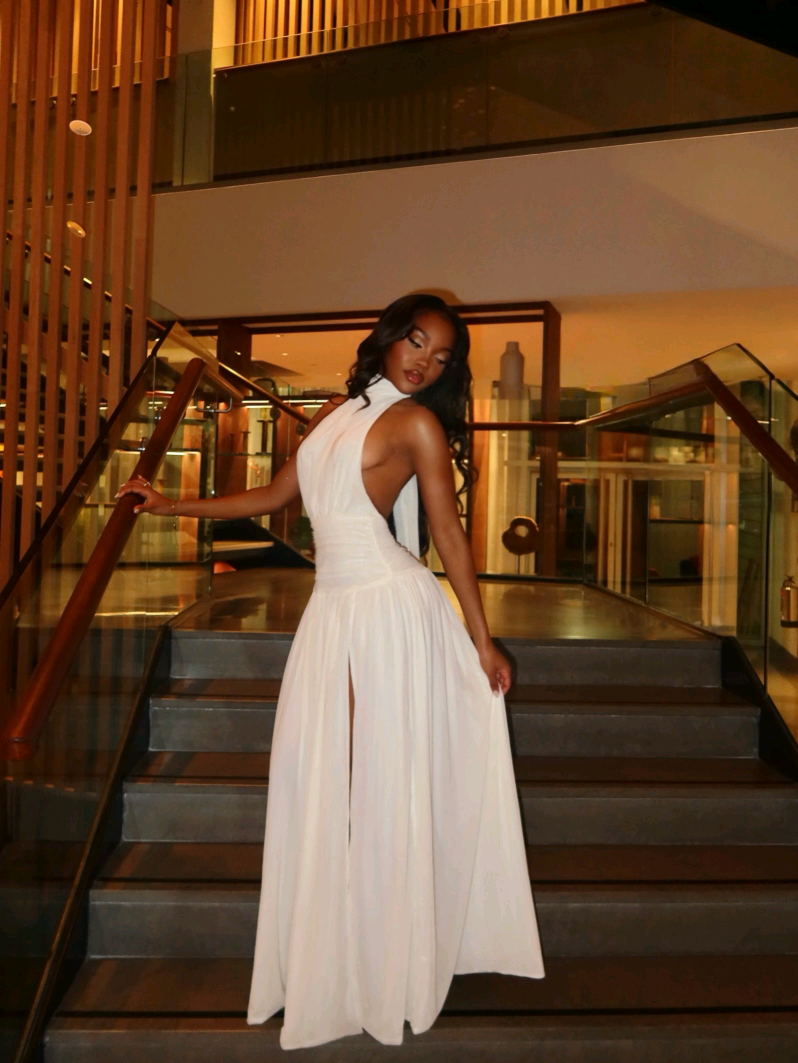 GOWN 2416