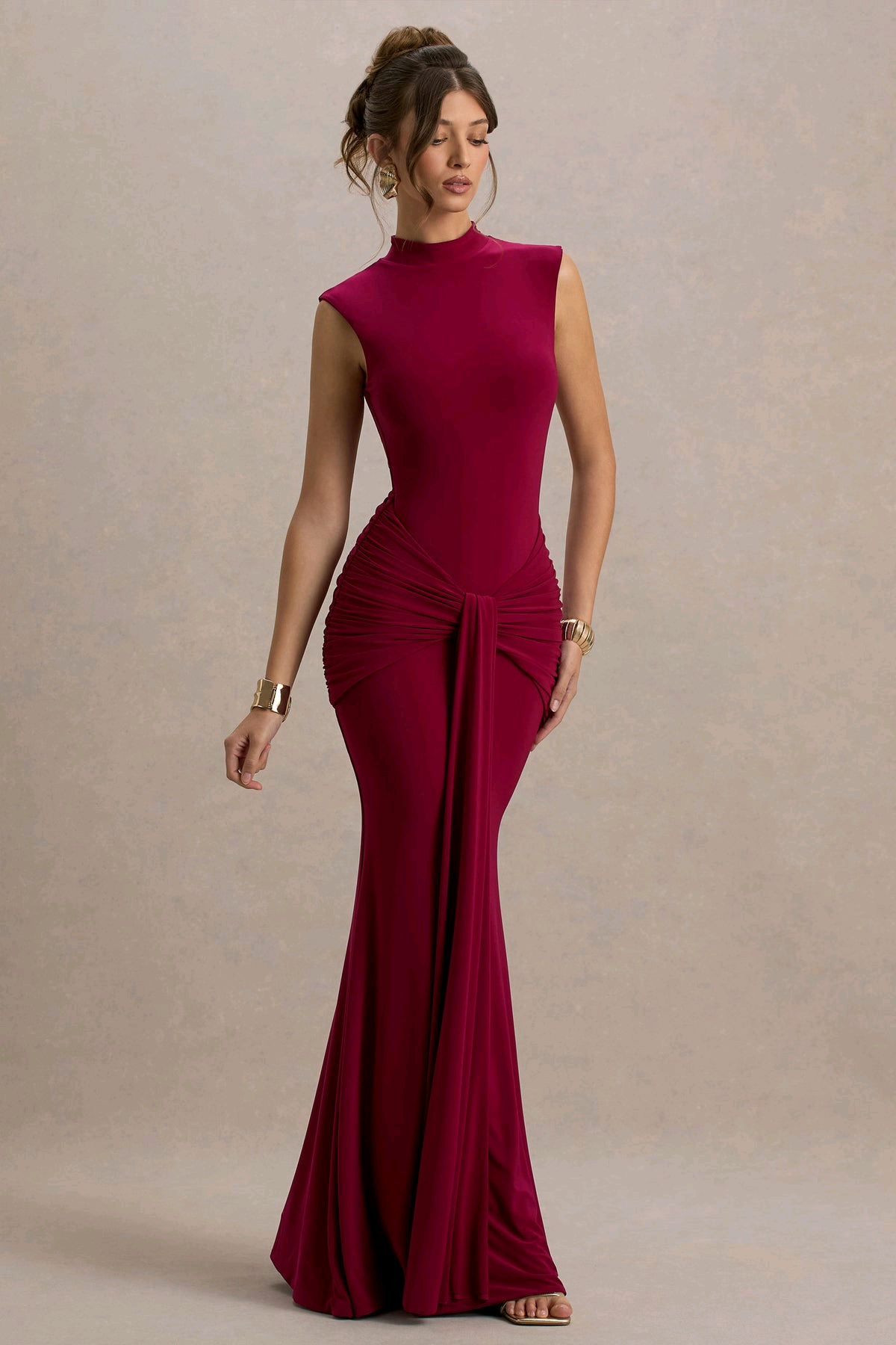 GOWN 318