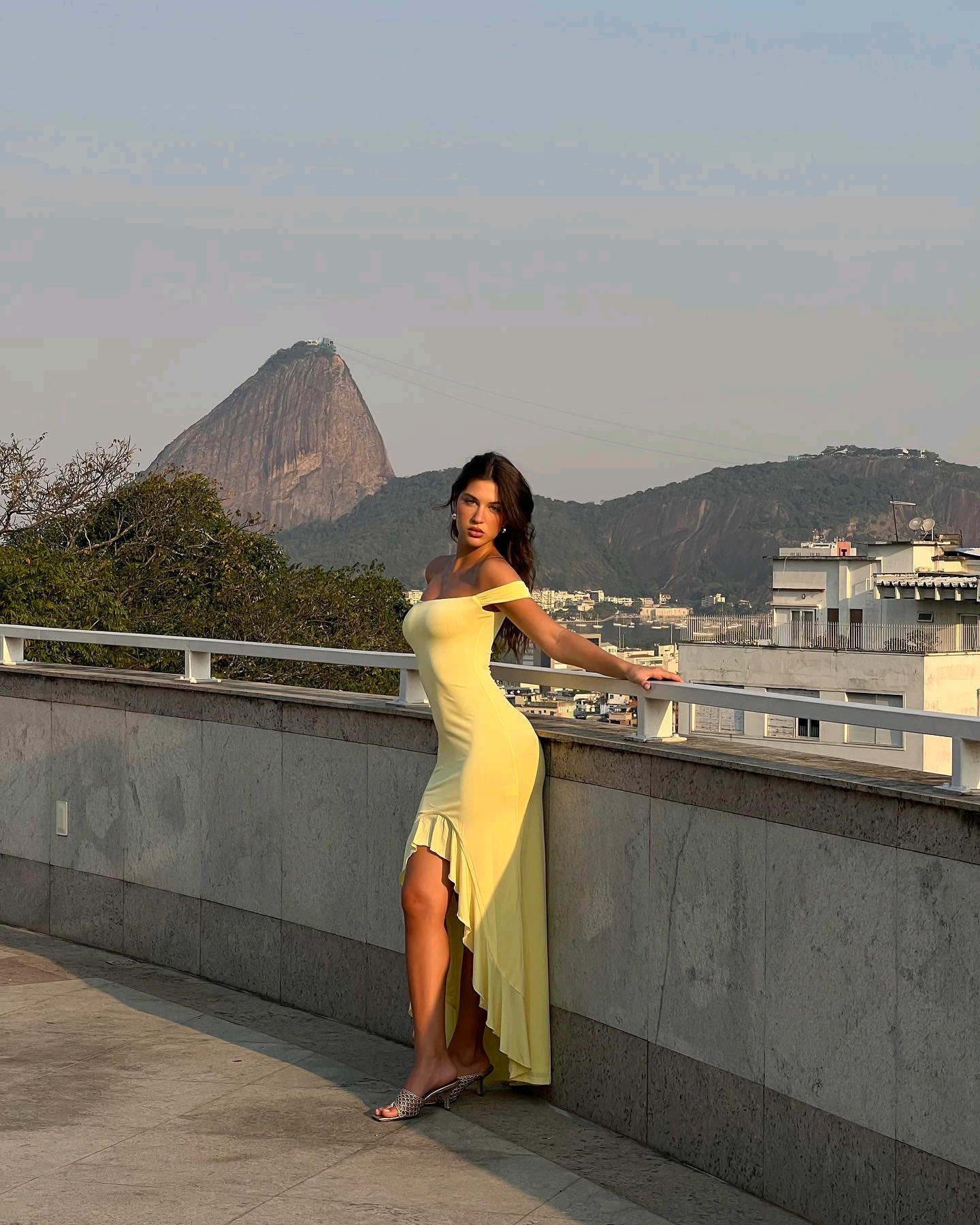 GOWN 454
