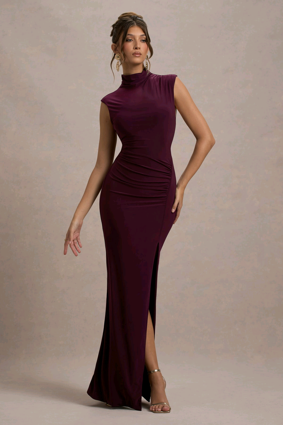 GOWN 483