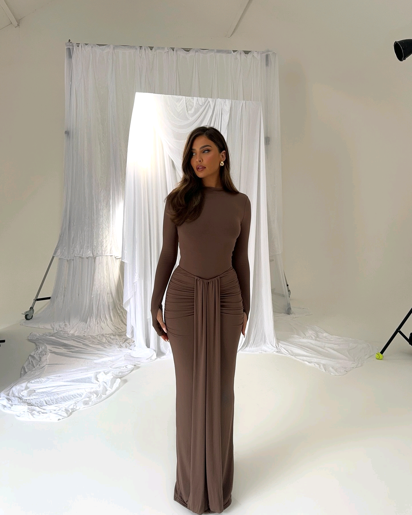GOWN 137