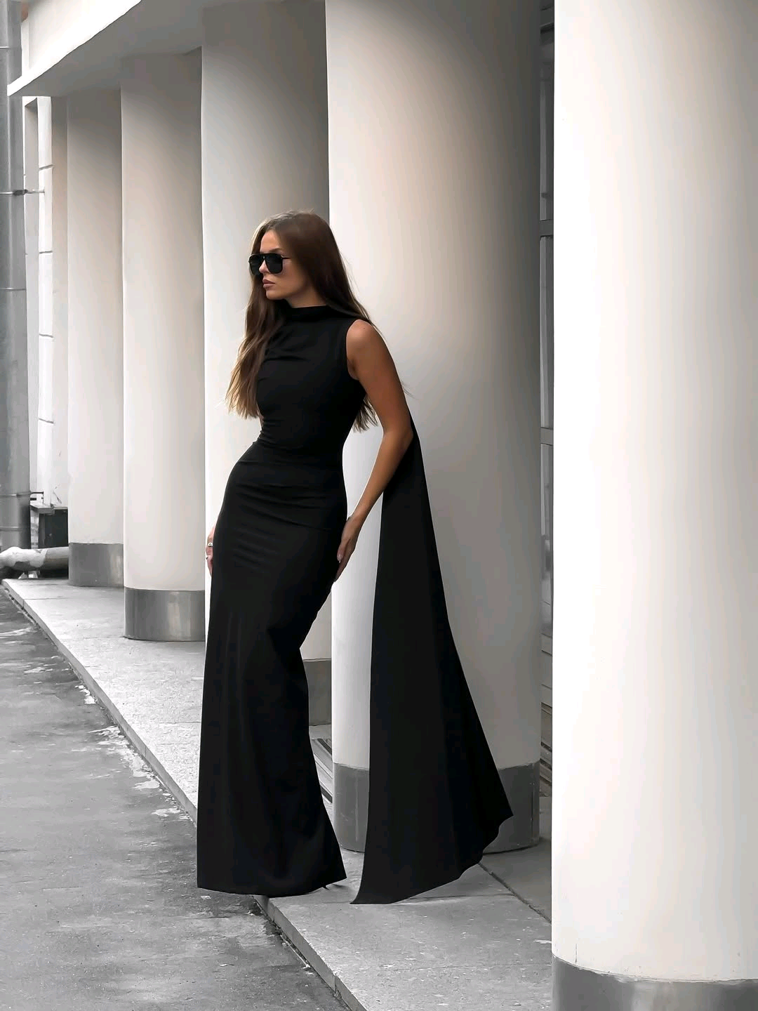 GOWN 1005