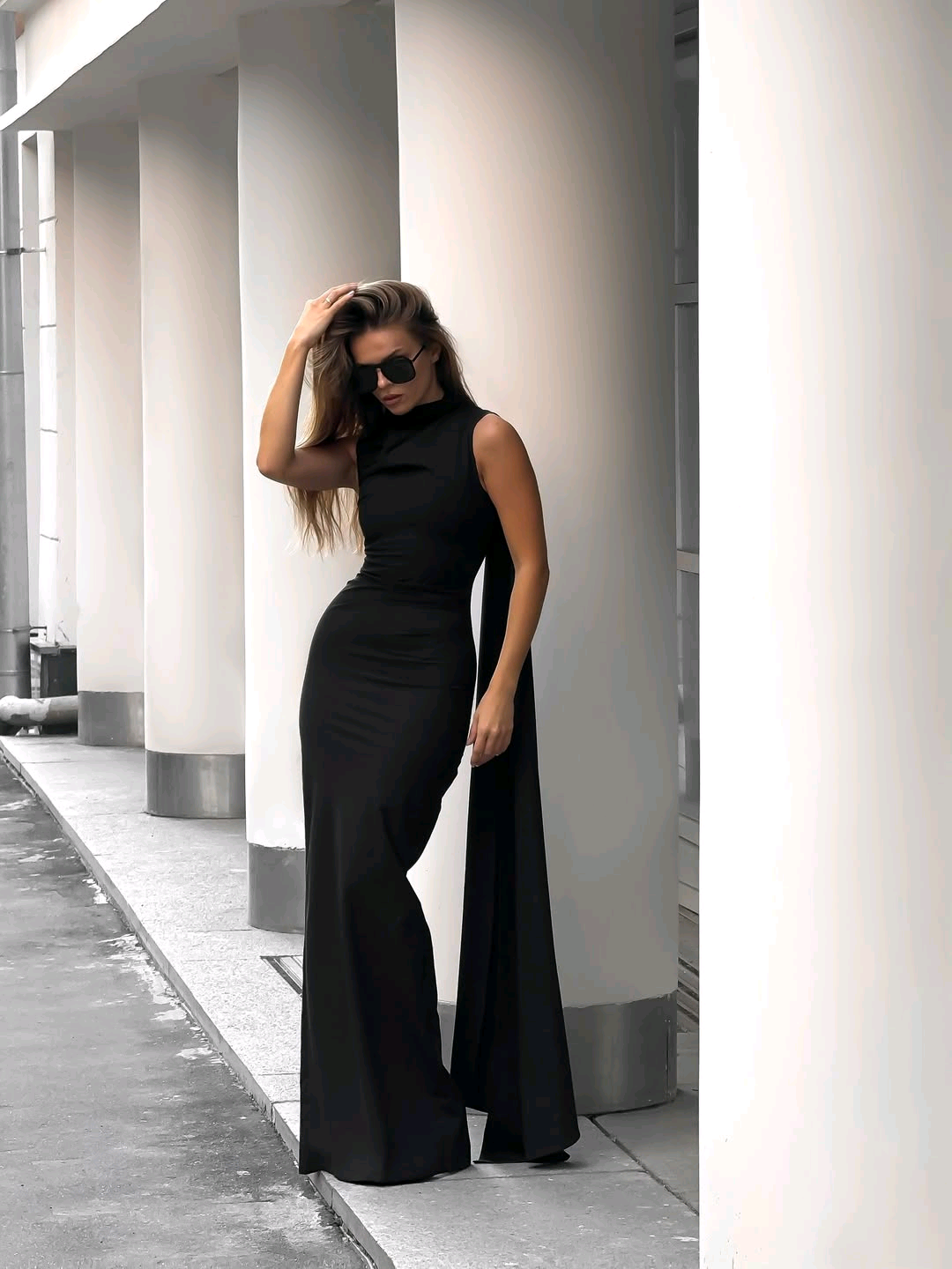 GOWN 1005