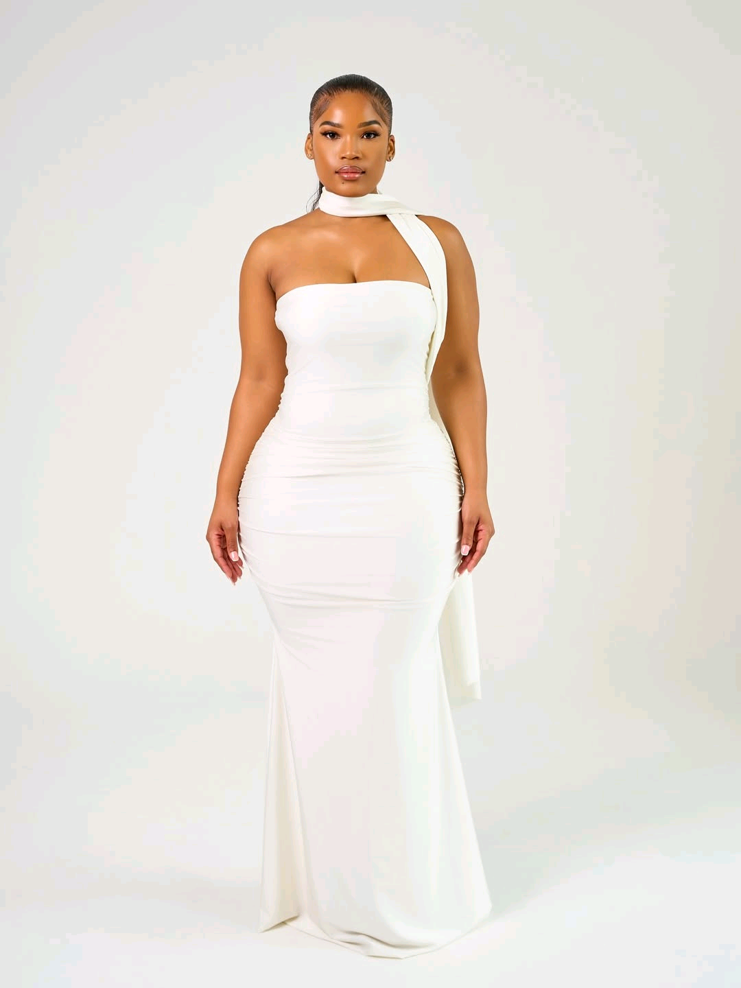 GOWN 1020
