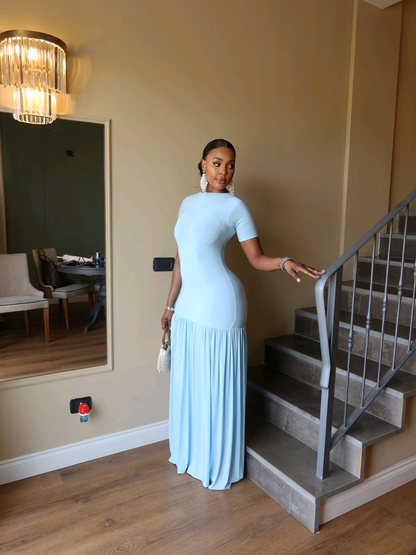 GOWN 1067
