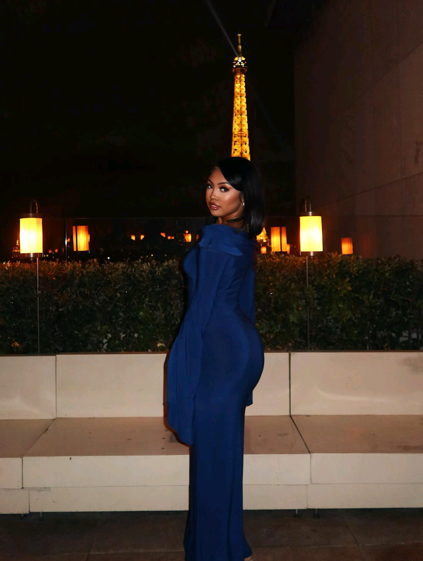 GOWN 11