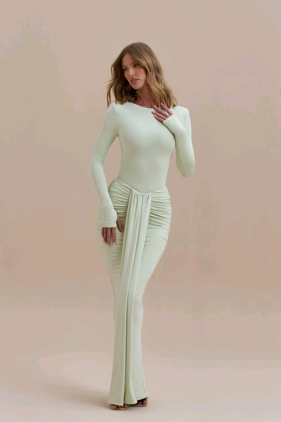 GOWN 137