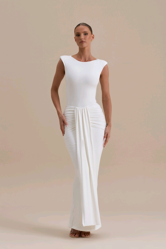 GOWN 140