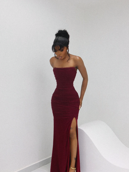 GOWN 1660