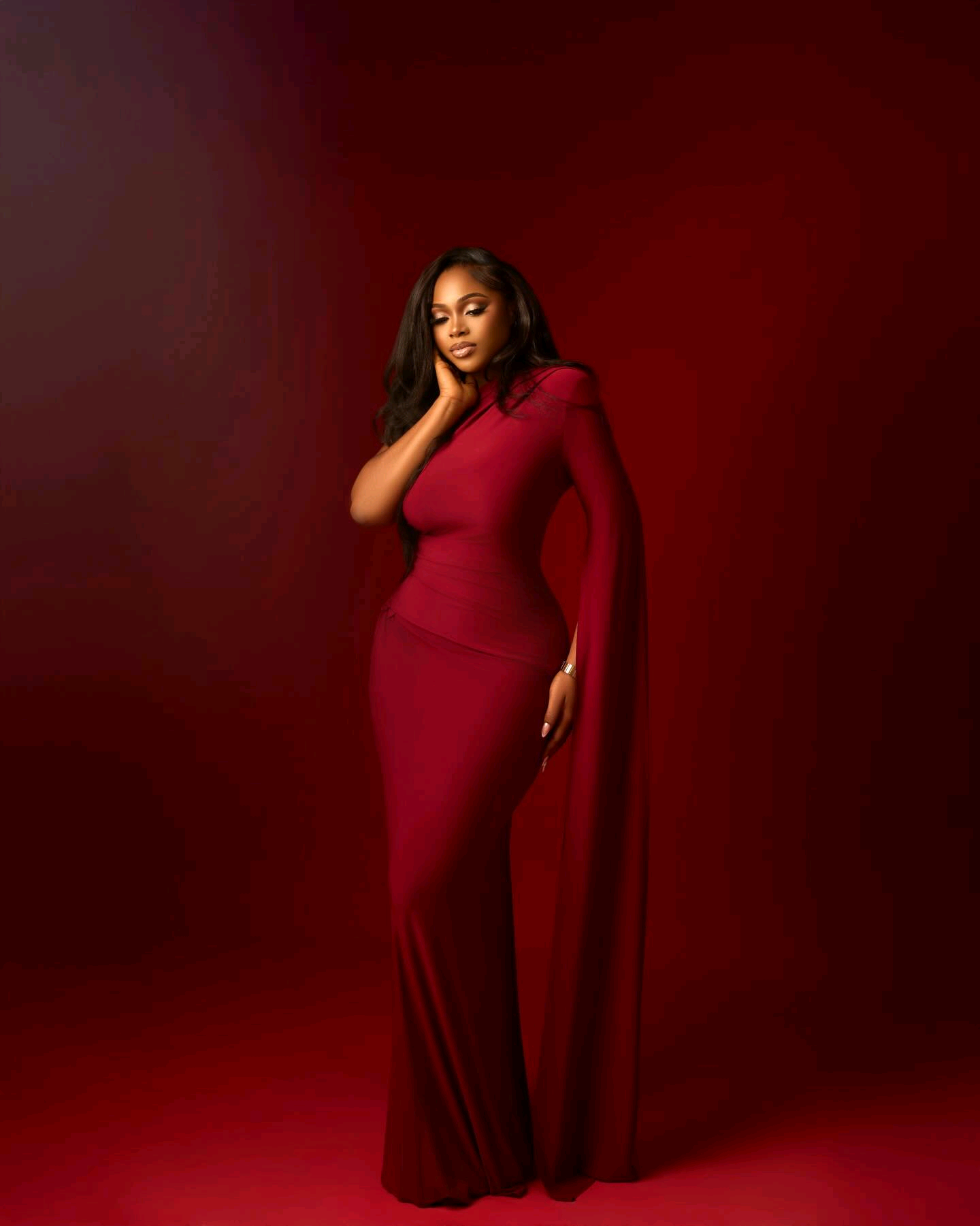 GOWN 1718