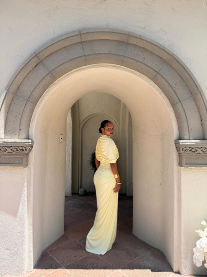 GOWN 2058
