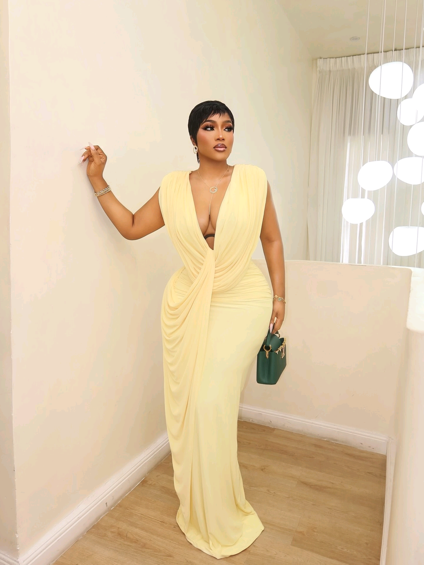 GOWN 2309
