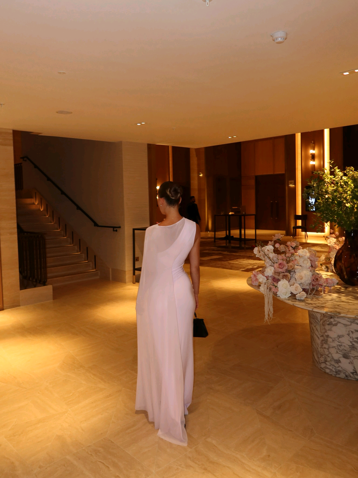 GOWN 2359