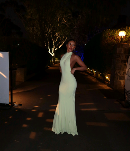 GOWN 2437