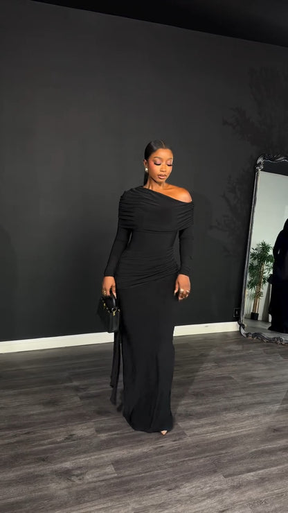 GOWN 324