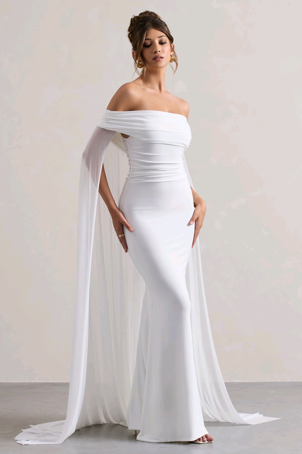 GOWN 325