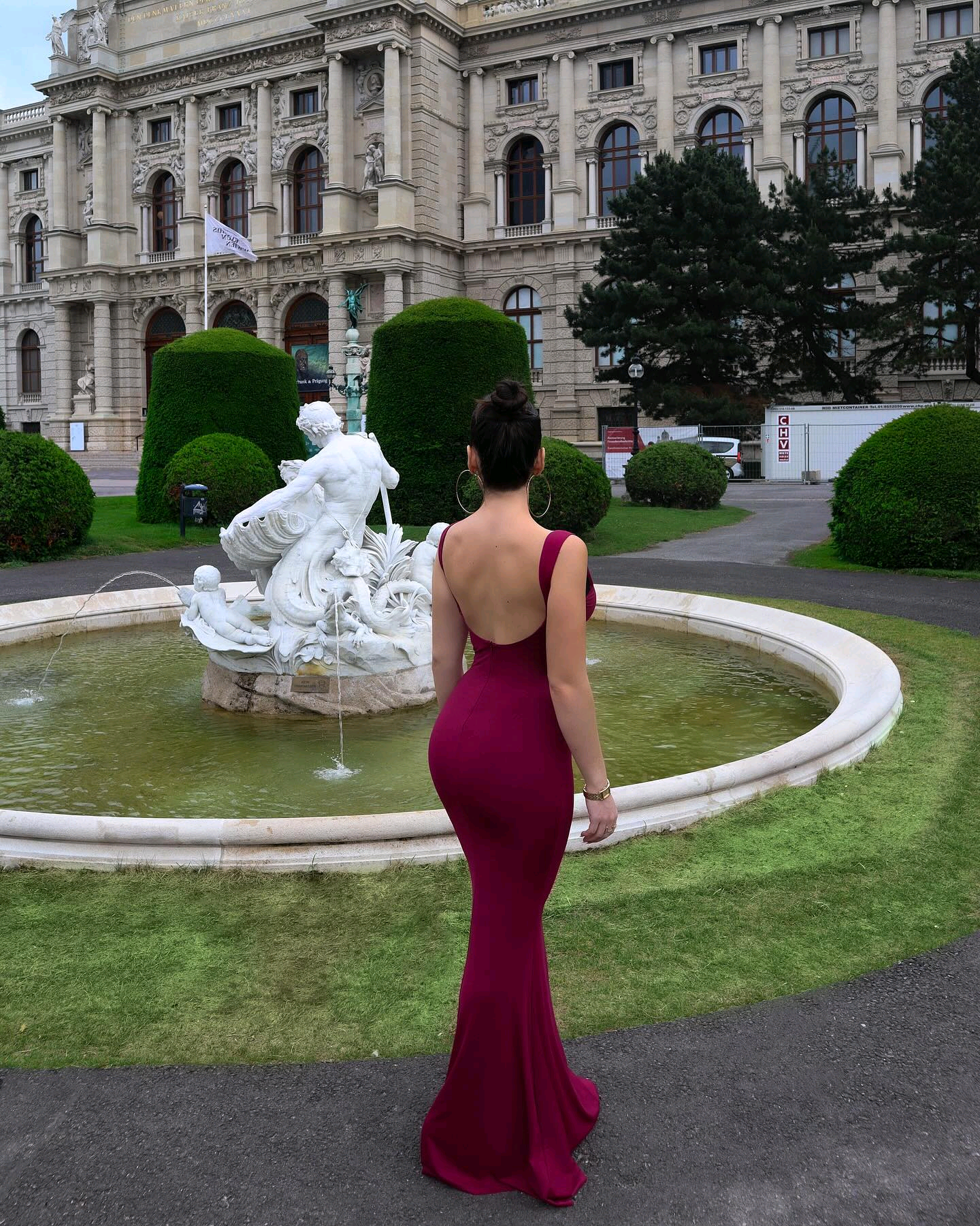 GOWN 376