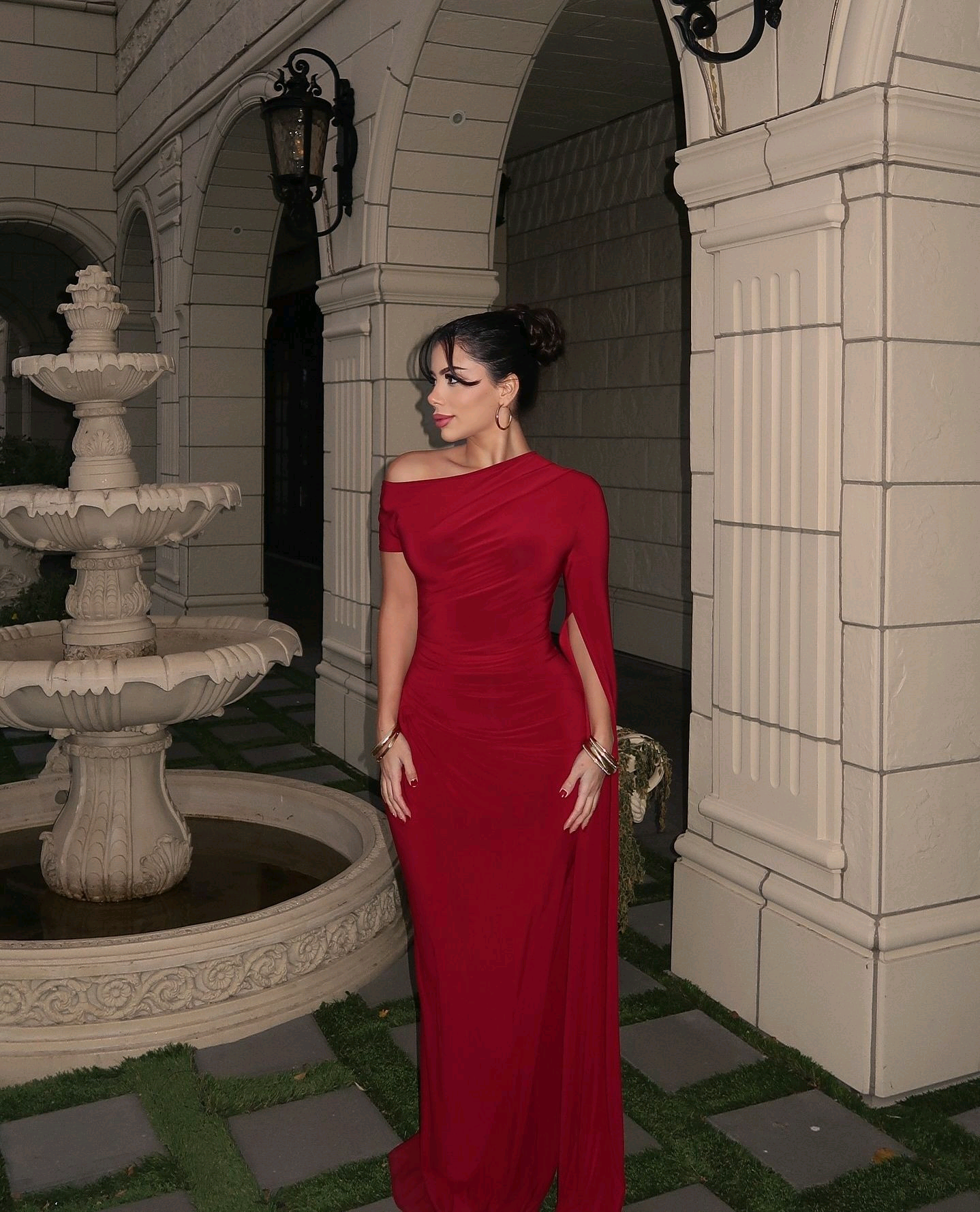 GOWN 38