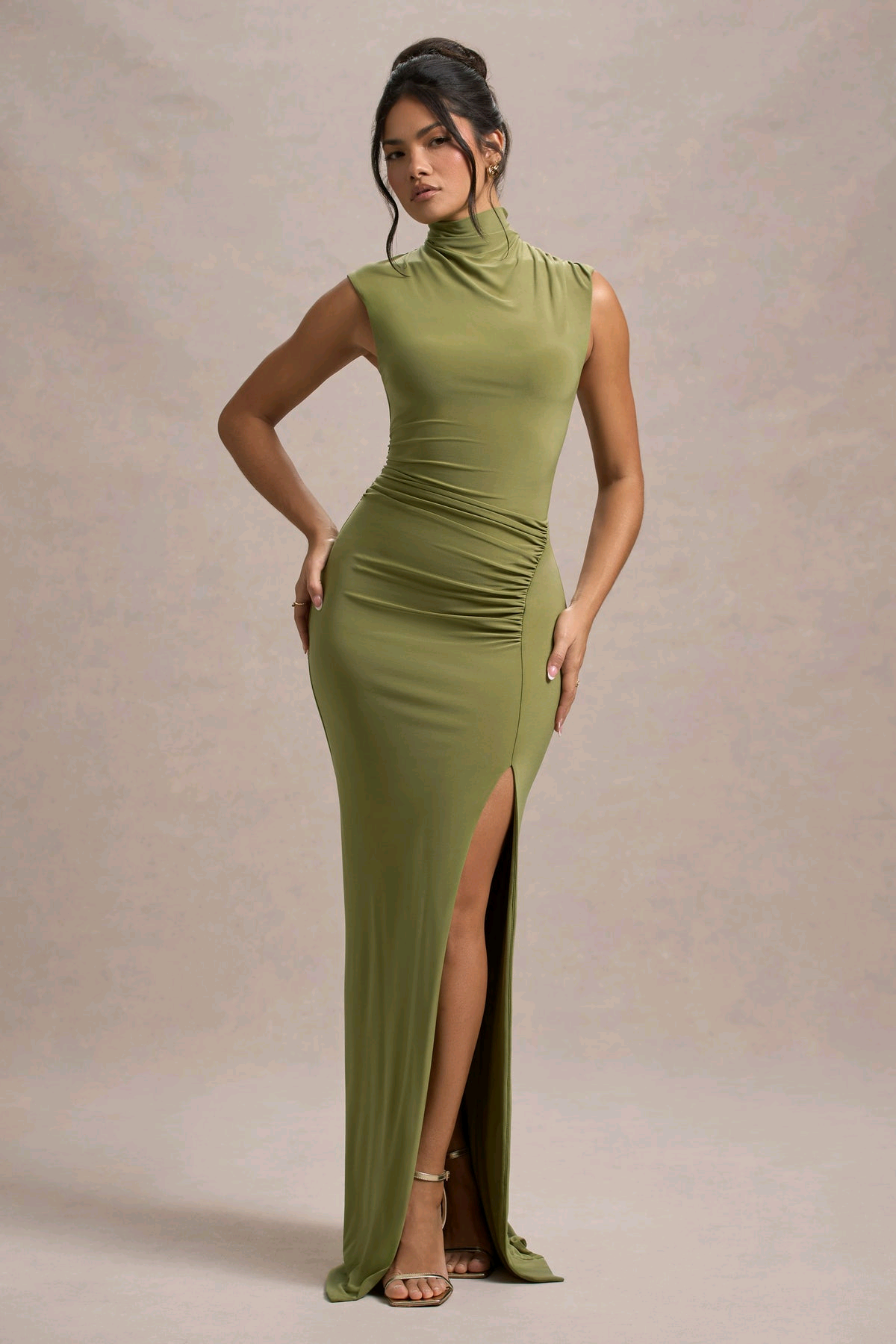 GOWN 483