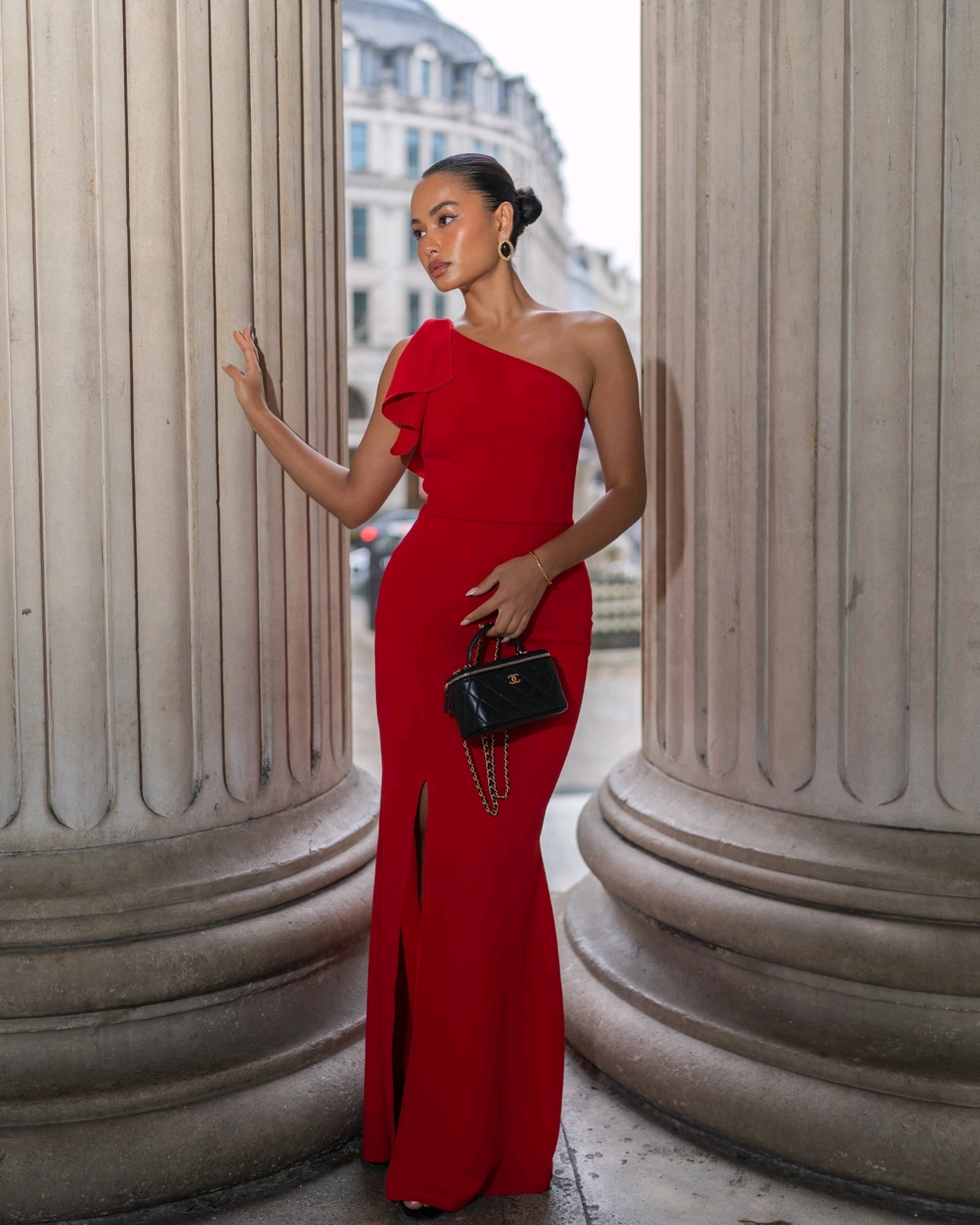 GOWN 537