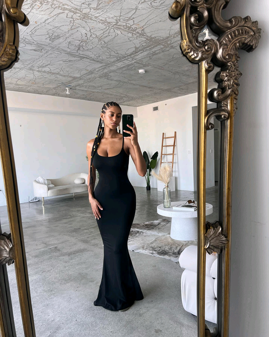GOWN 551