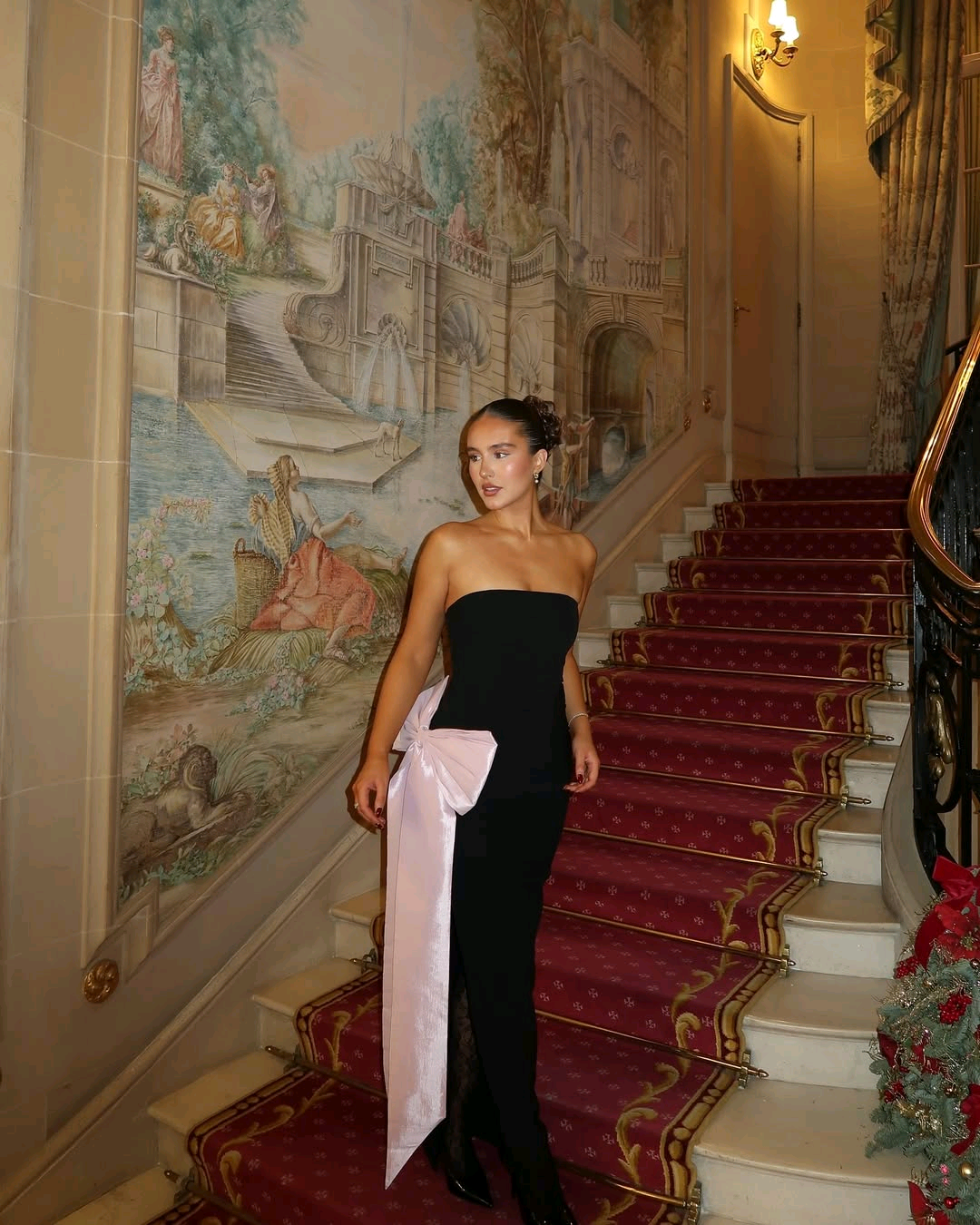 GOWN 811