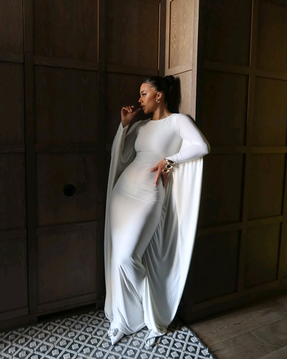 GOWN 848