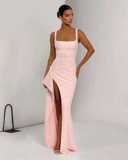 GOWN 901