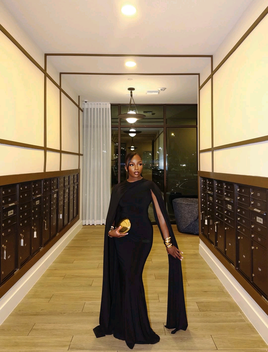 GOWN 929