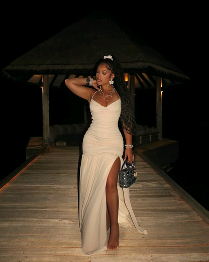 GOWN 945